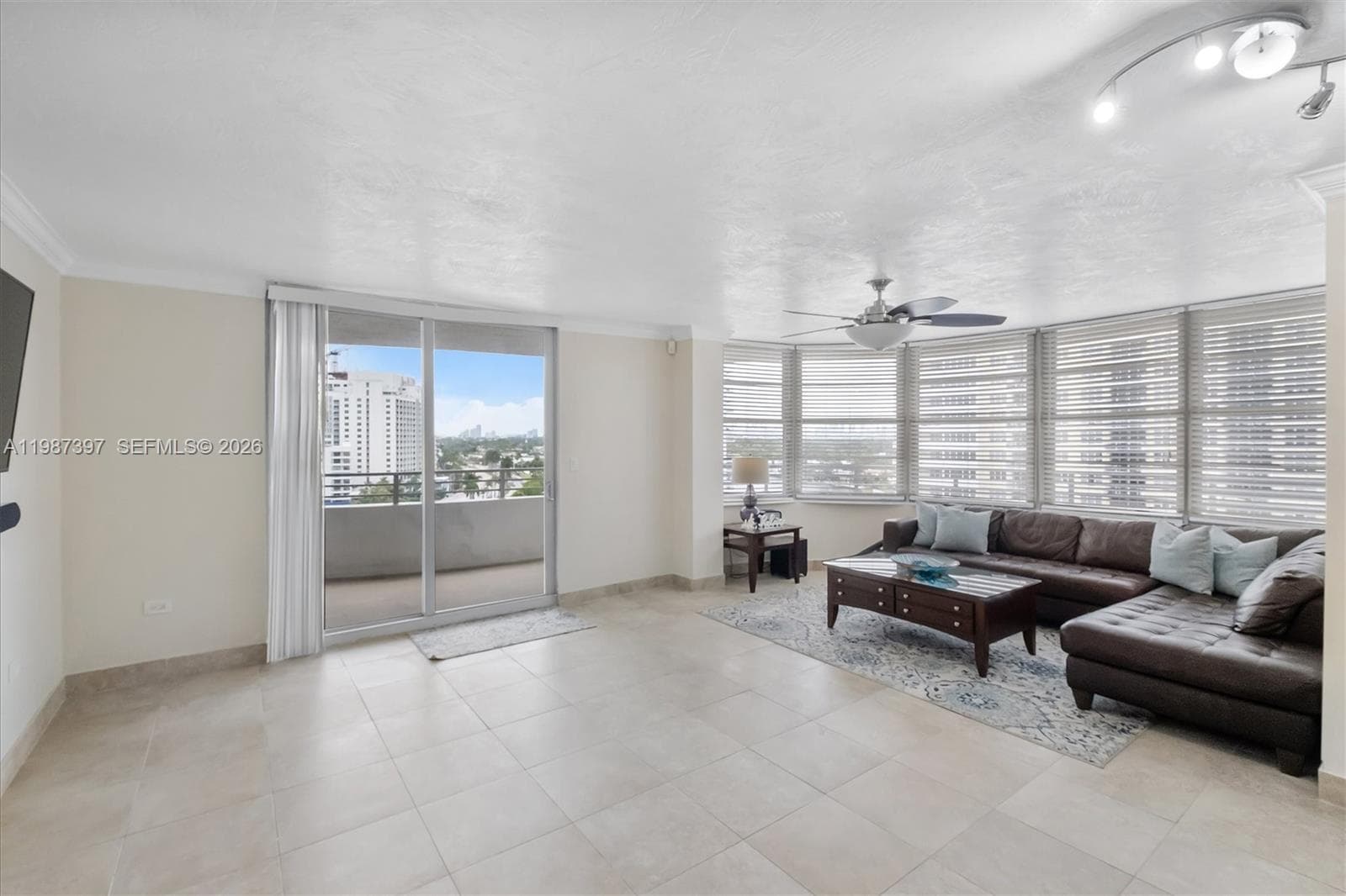 5555 Collins Ave 11A photo 4
