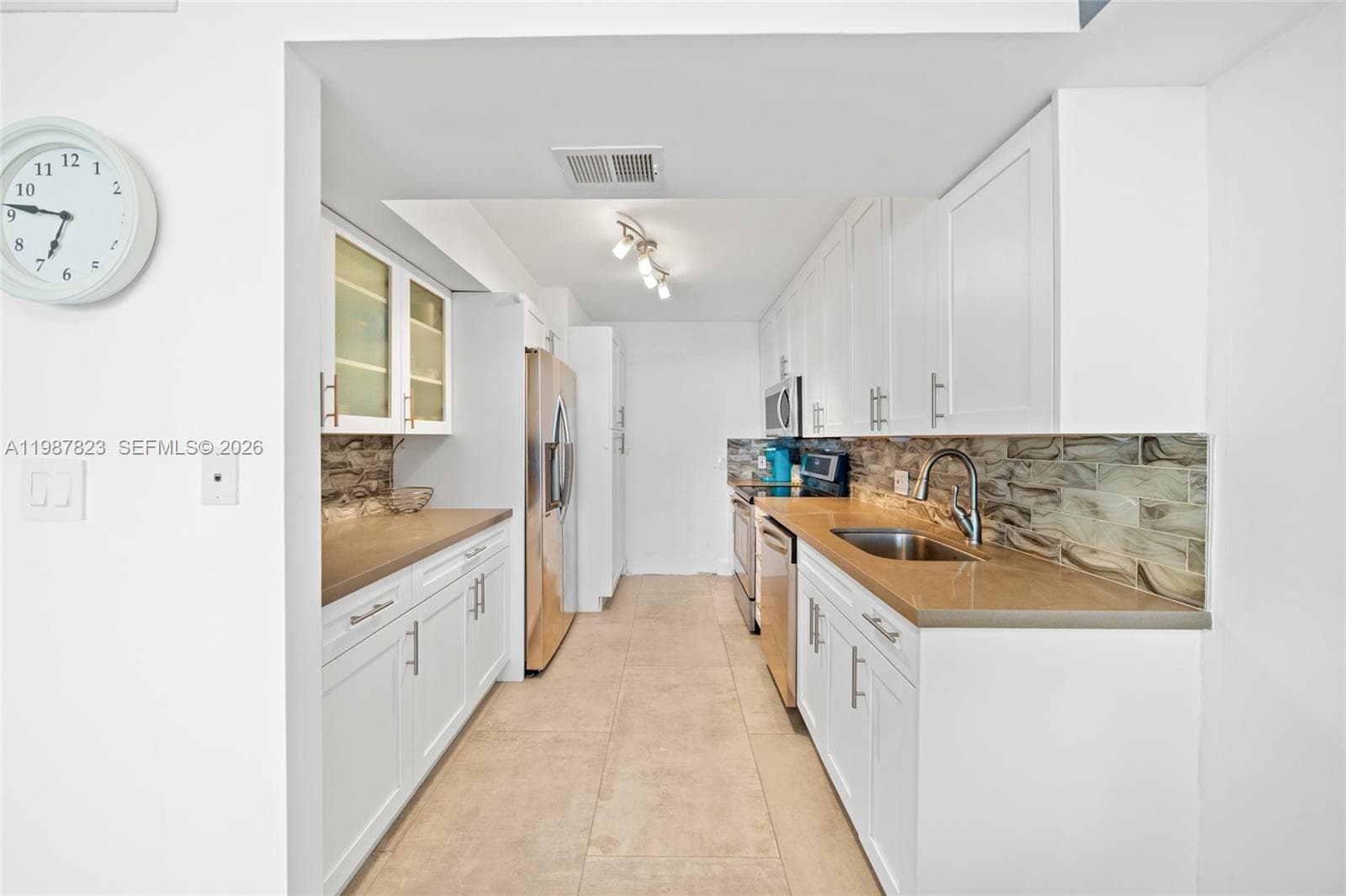 2101 S Ocean Dr 2304 photo 11
