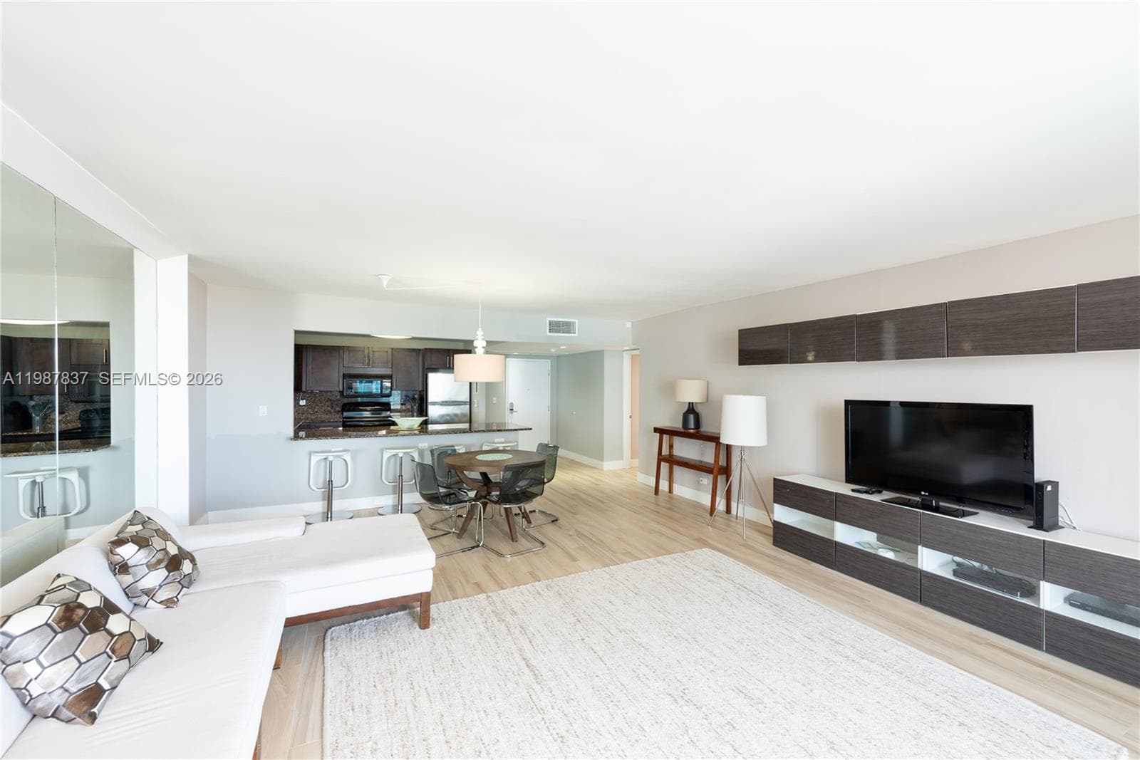 2301 Collins Ave 1009 photo 13