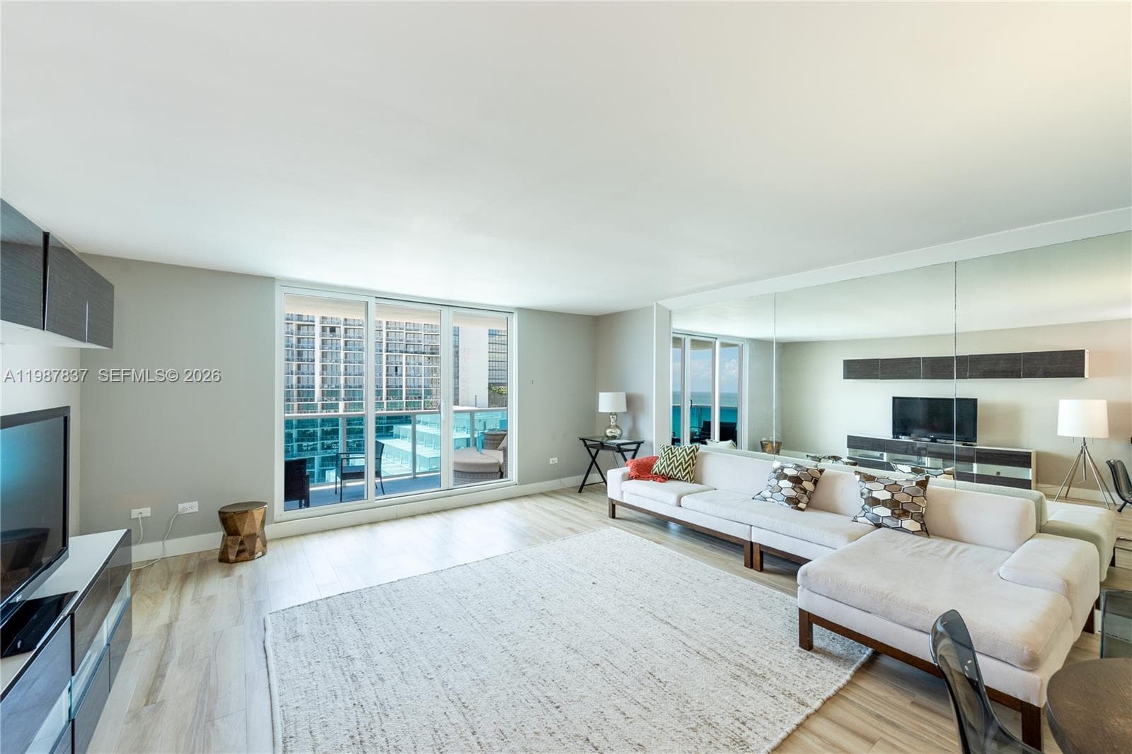 2301 Collins Ave 1009 photo 11