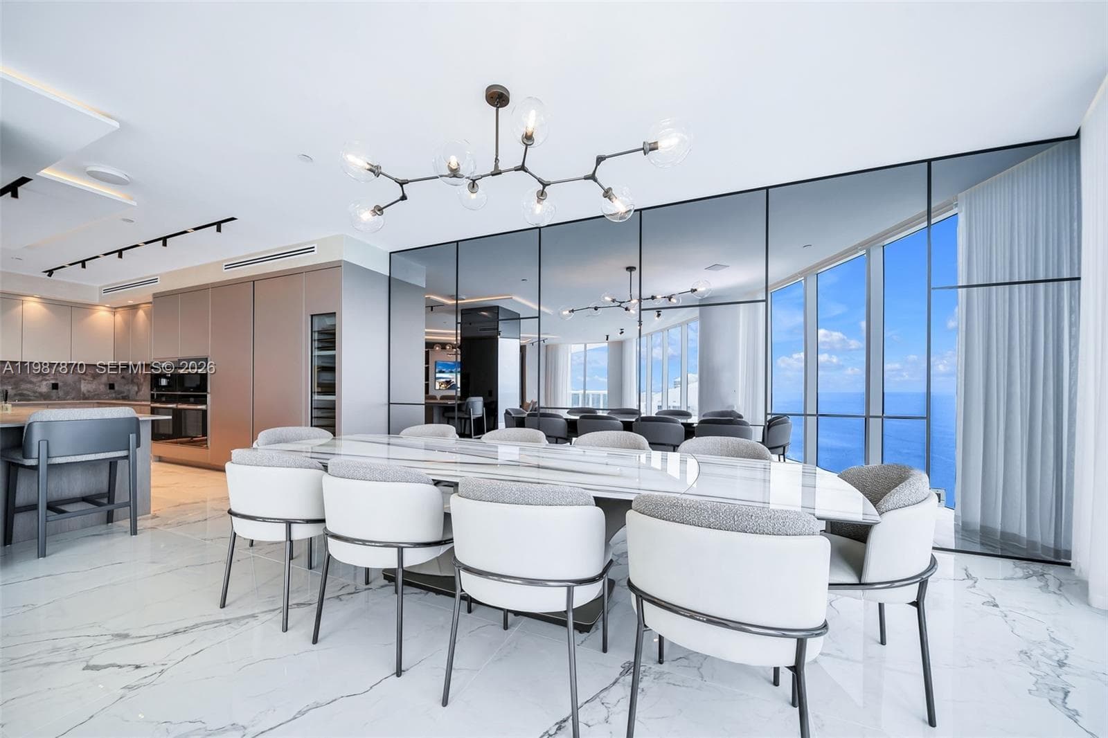 2711 S Ocean Dr 3905 photo 5