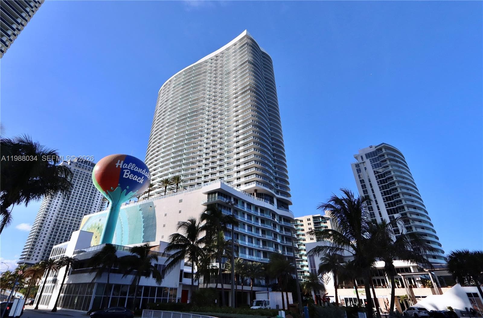 4111 S Ocean Dr UPH8 photo 3