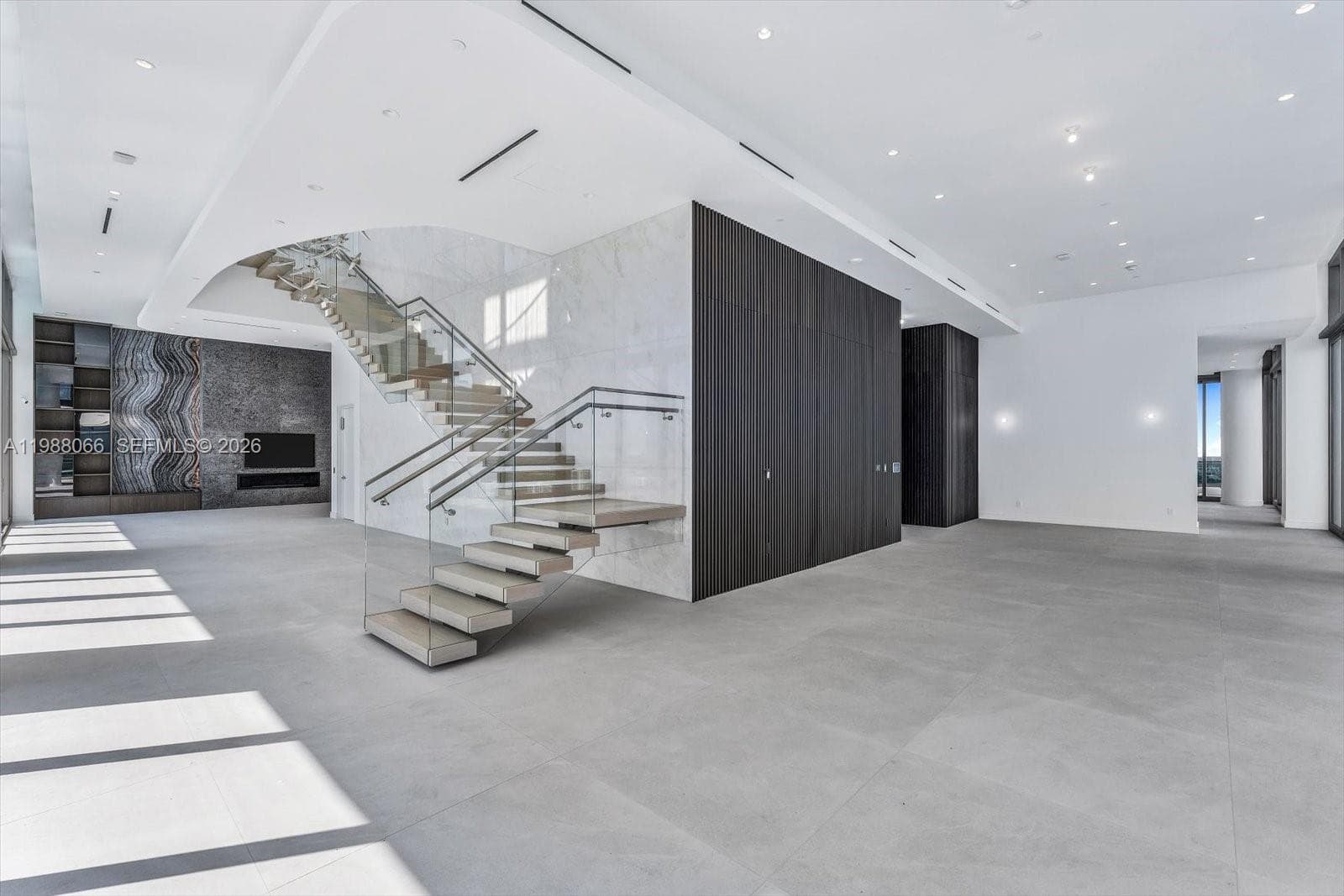 17901 Collins Ave PH-01 photo 5
