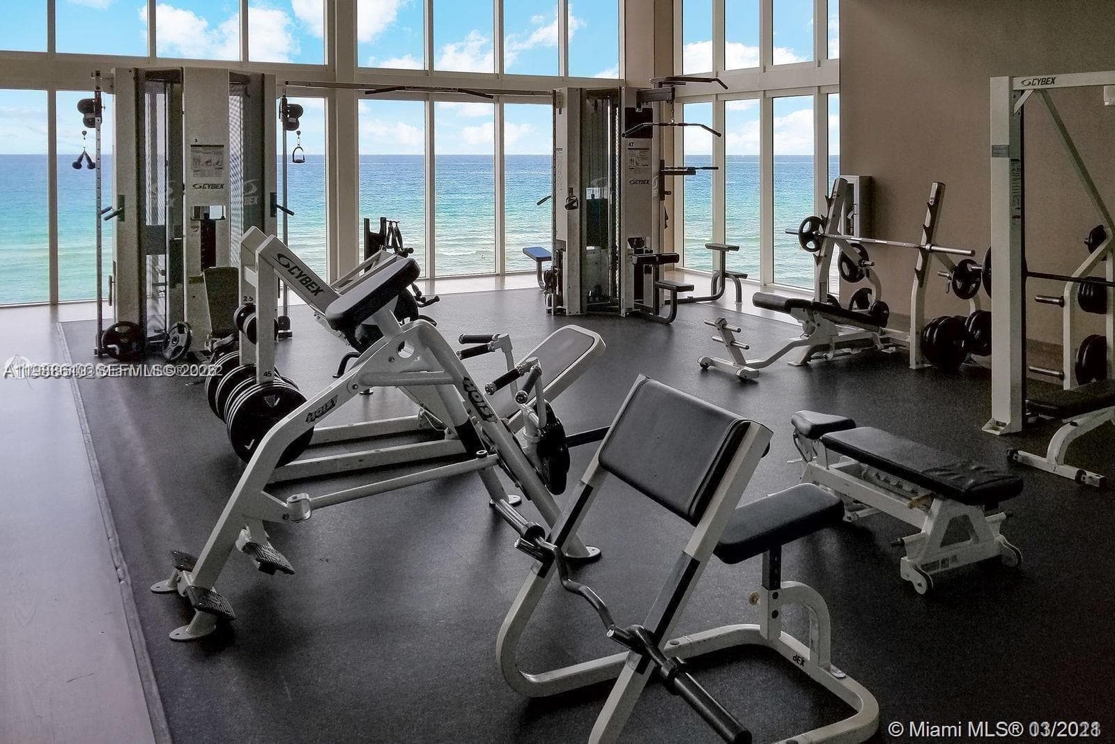1830 S Ocean Dr 4504 photo 22
