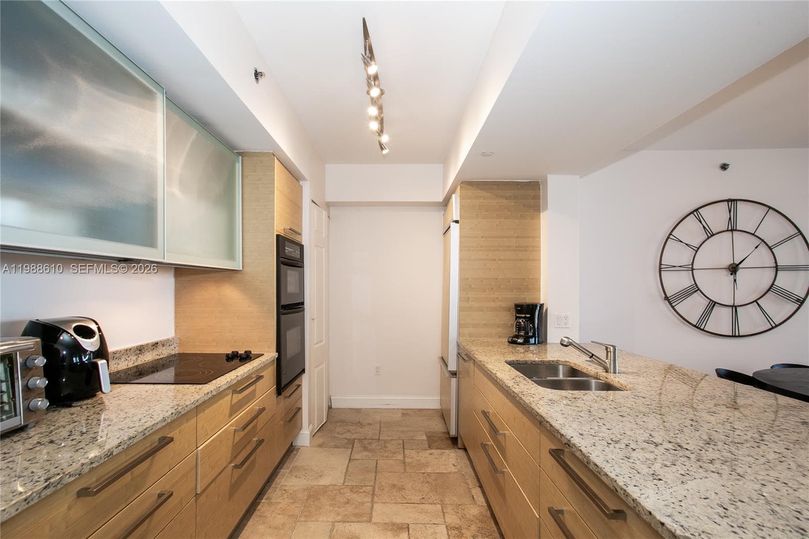 1830 S Ocean Dr 4504 photo 7