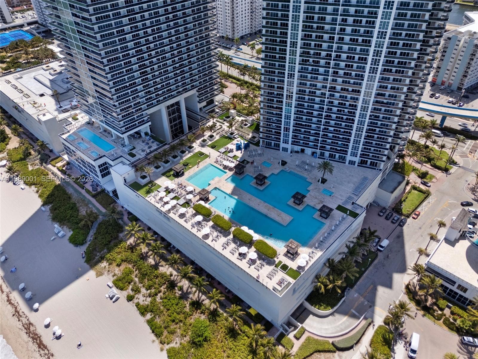 1830 S Ocean Dr 1612 photo 2