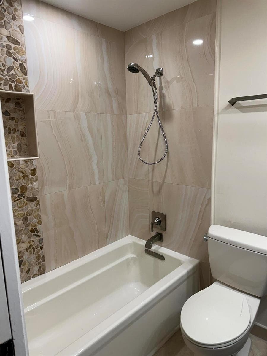 797 S Riverside Drive photo 24