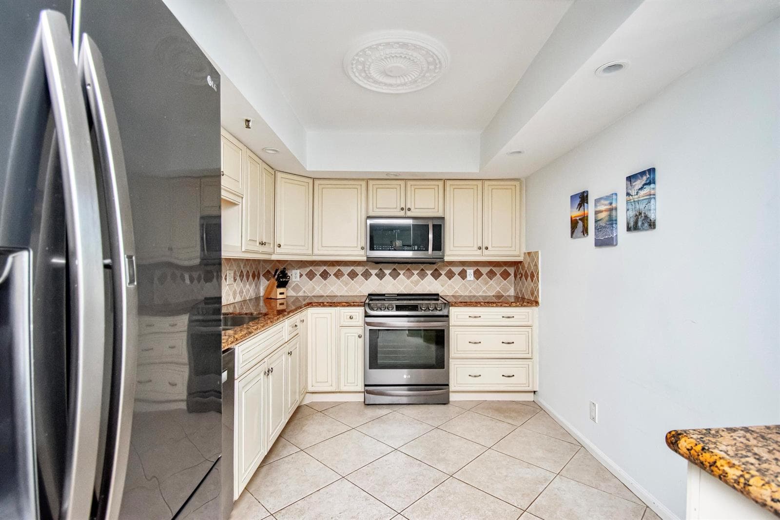 8200 Lakeshore Drive 202 photo 20