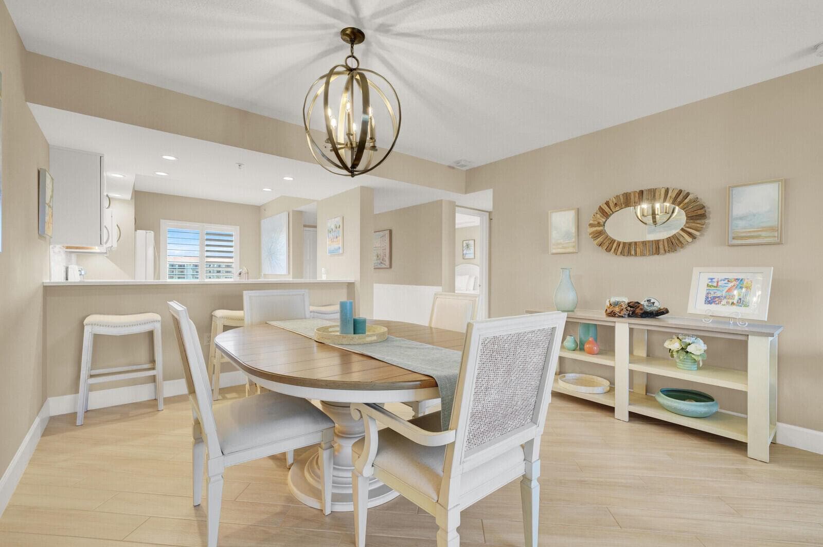 1001 Seafarer Circle 405 photo 10