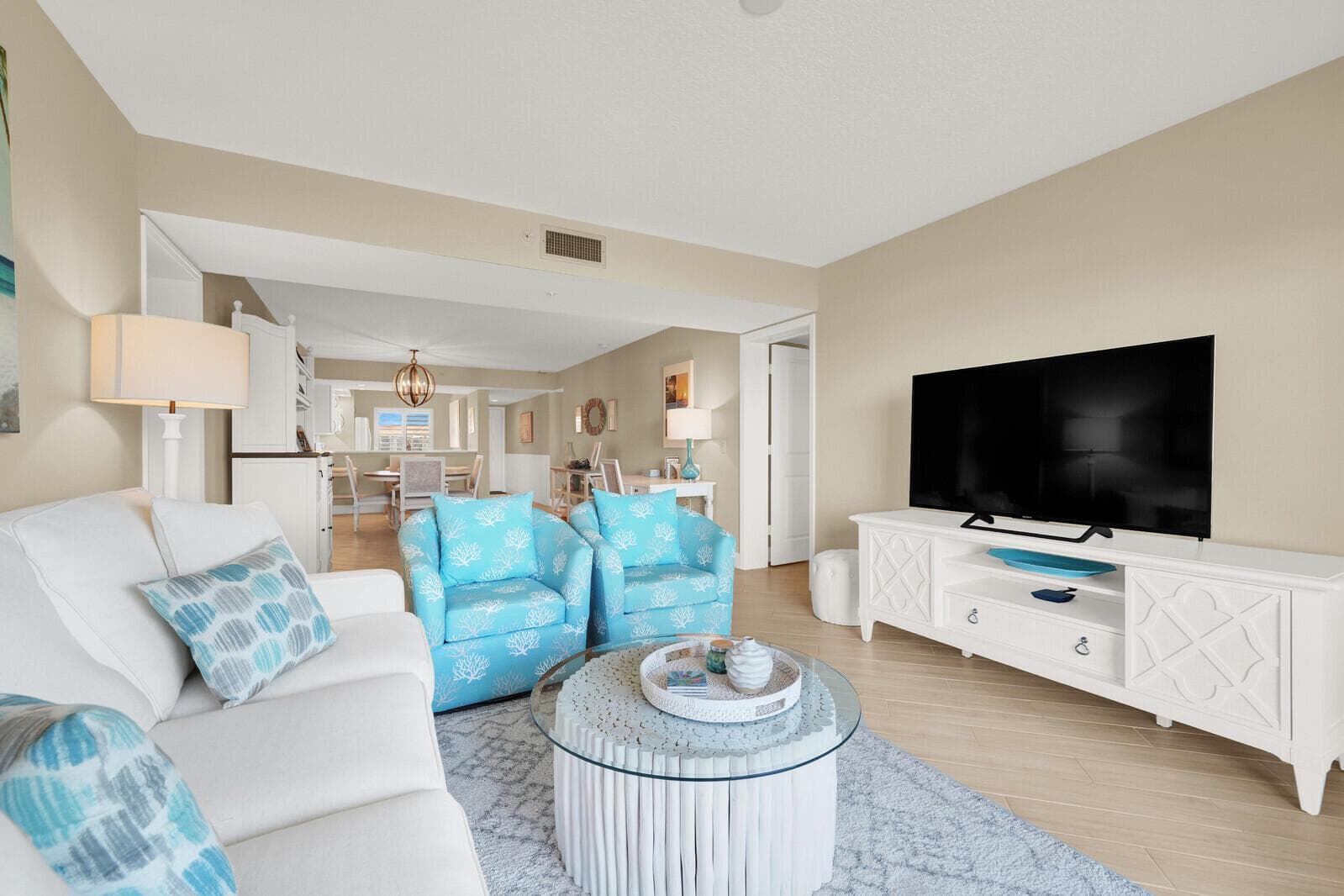 1001 Seafarer Circle 405 photo 15
