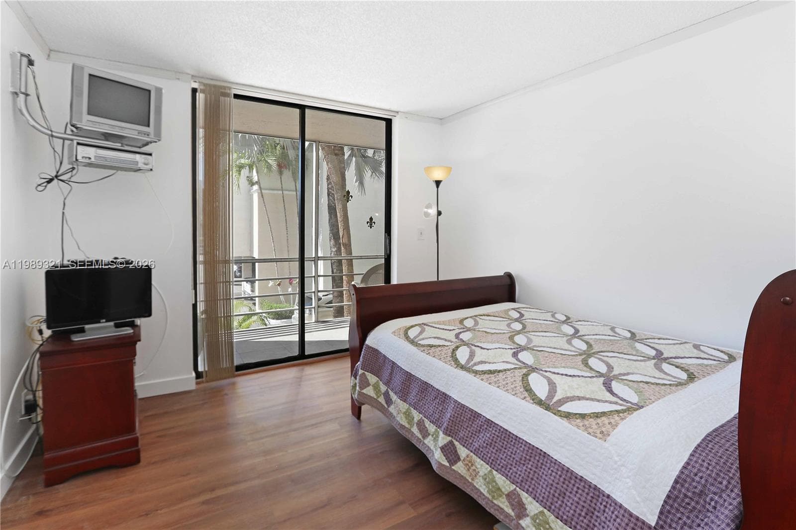 2821 N Miami Beach Blvd 2K photo 22