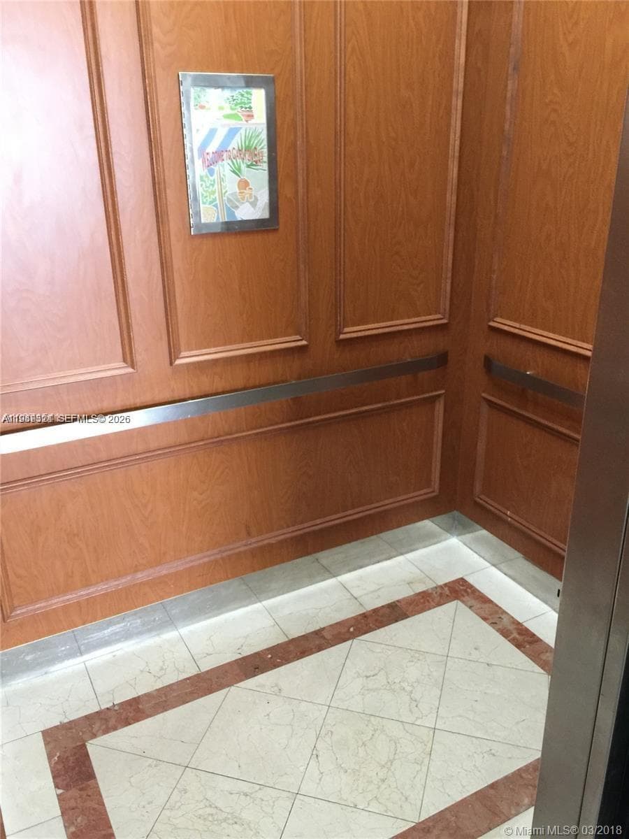 2821 N Miami Beach Blvd 2K photo 7