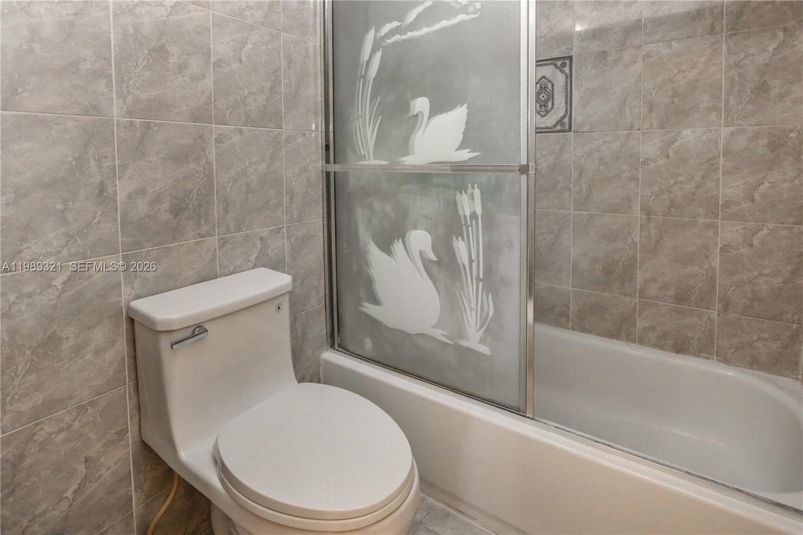 2821 N Miami Beach Blvd 2K photo 24