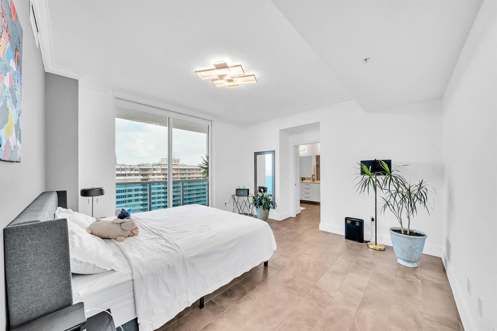1945 S Ocean Drive 1803 photo 18