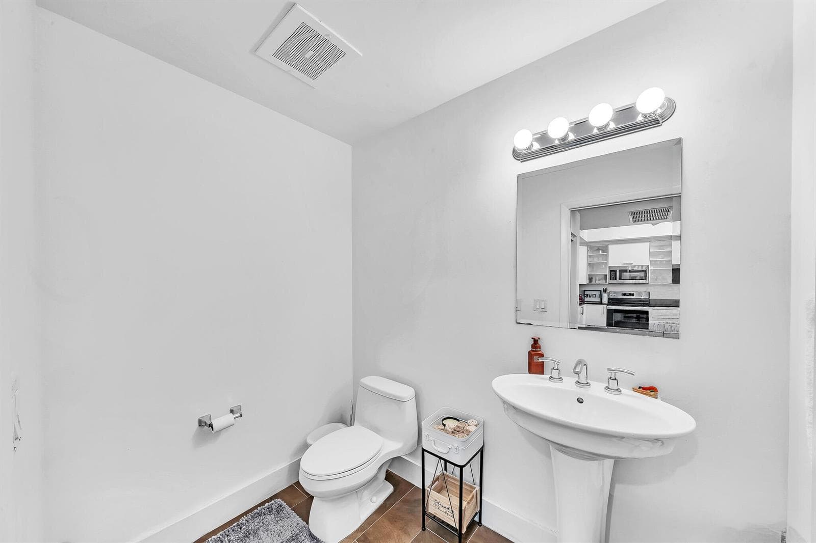 1945 S Ocean Drive 1803 photo 8