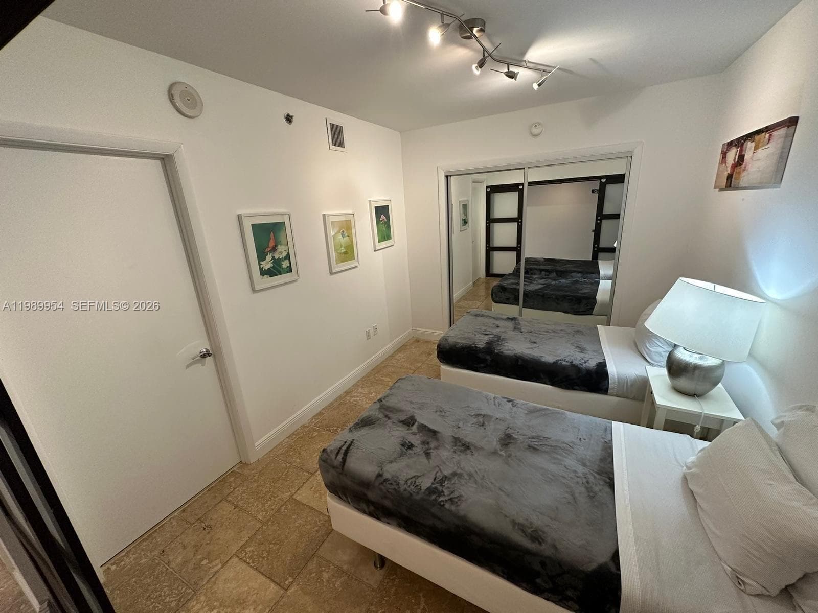 1830 S Ocean Dr 4010 photo 17