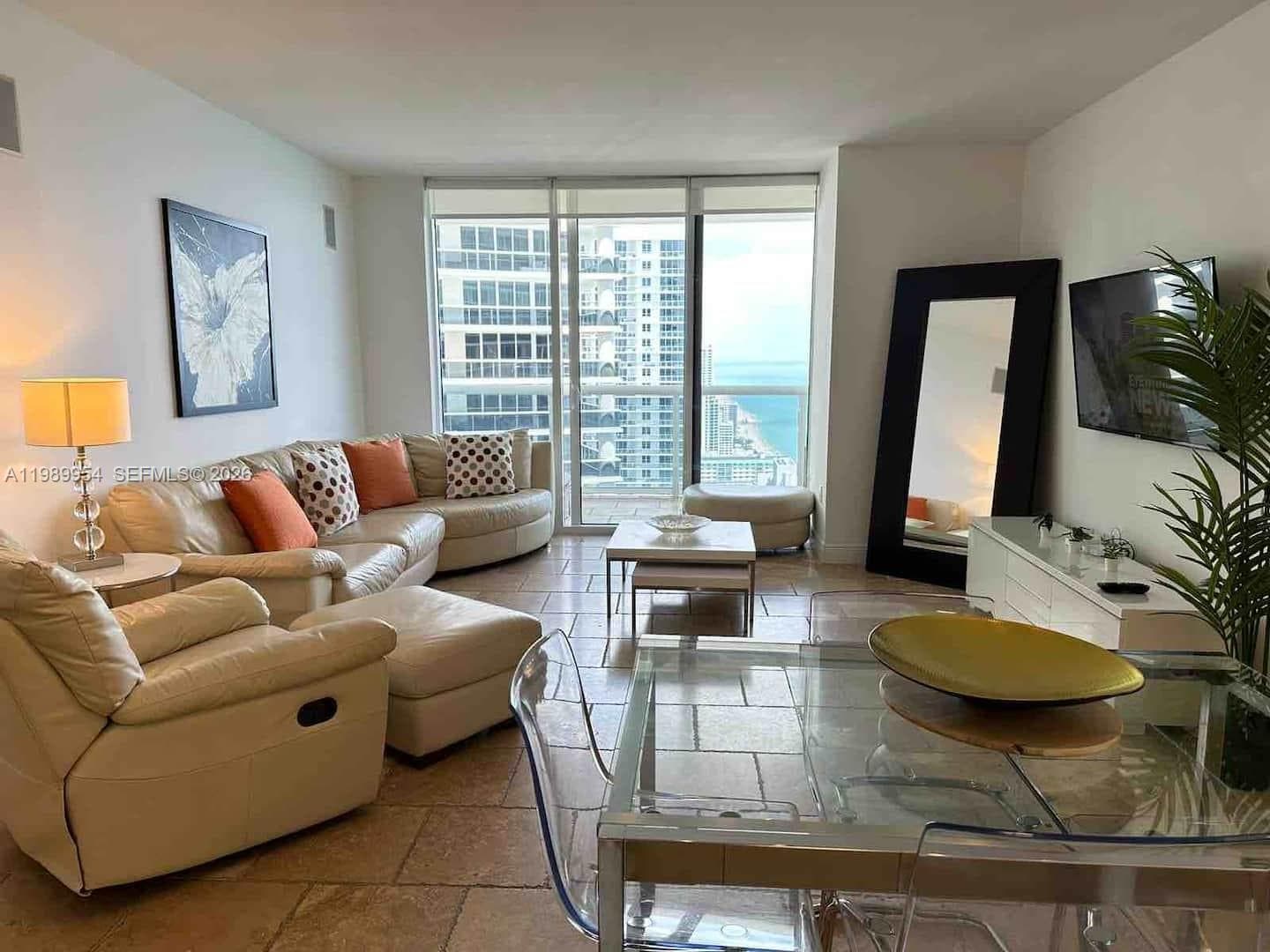 1830 S Ocean Dr 4010 photo 9