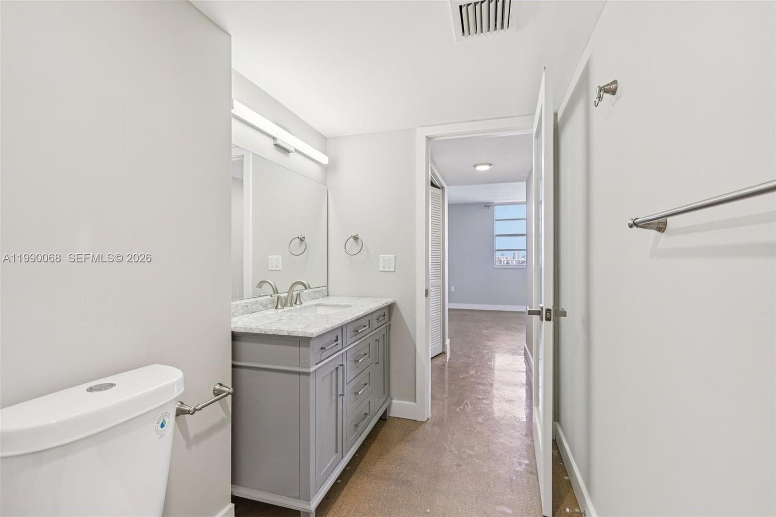 2841 NE 163rd St 605 photo 22