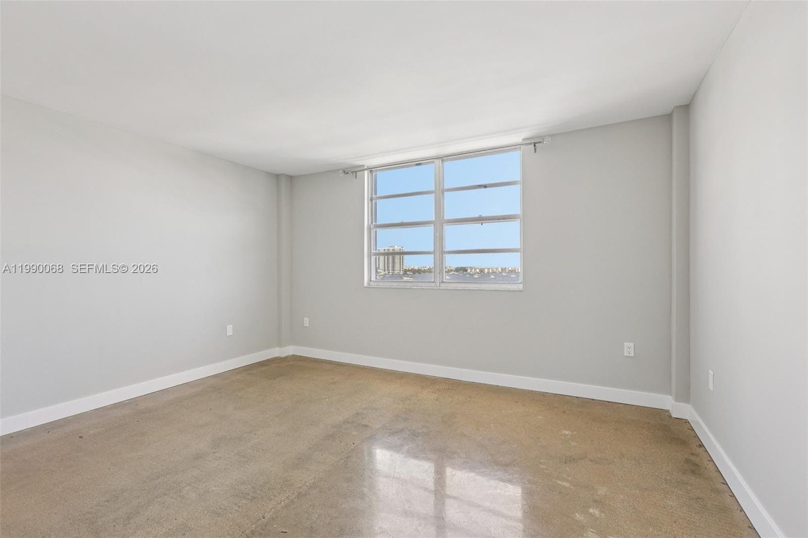 2841 NE 163rd St 605 photo 18