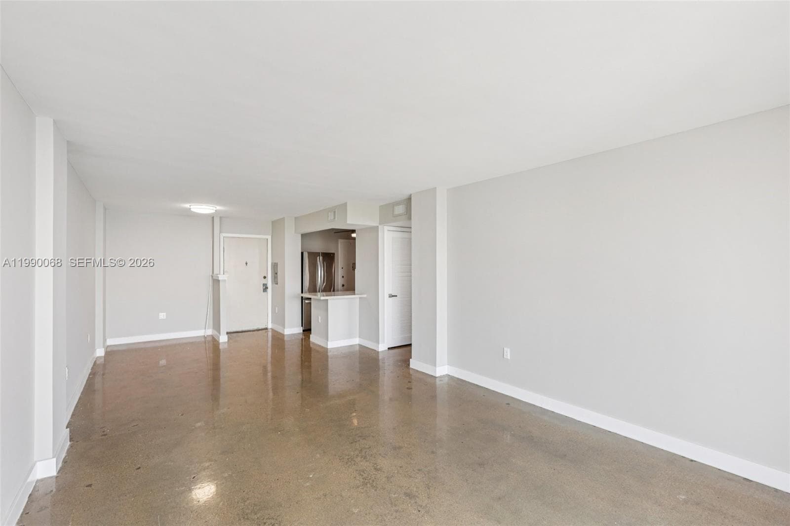 2841 NE 163rd St 605 photo 15