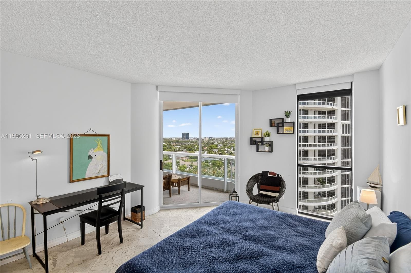 21150 Point Pl 1505 photo 23