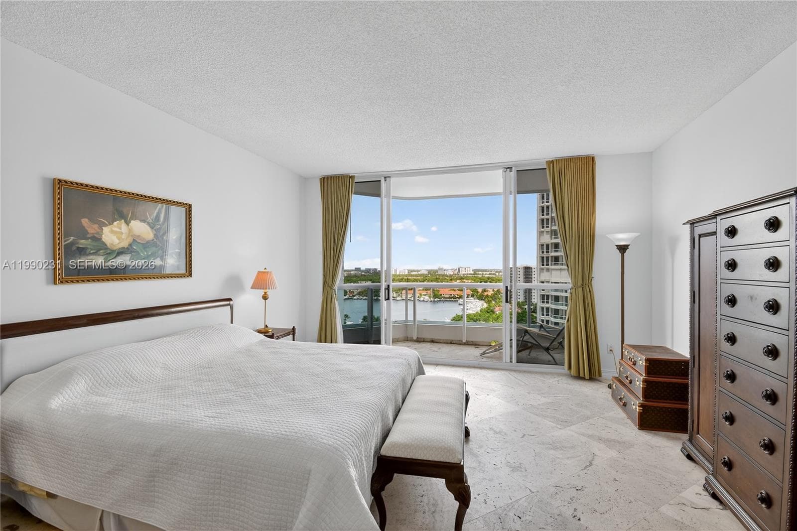 21150 Point Pl 1505 photo 16