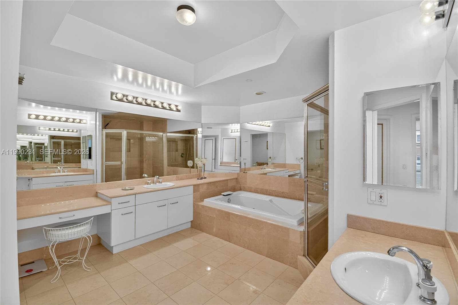 21150 Point Pl 1505 photo 21