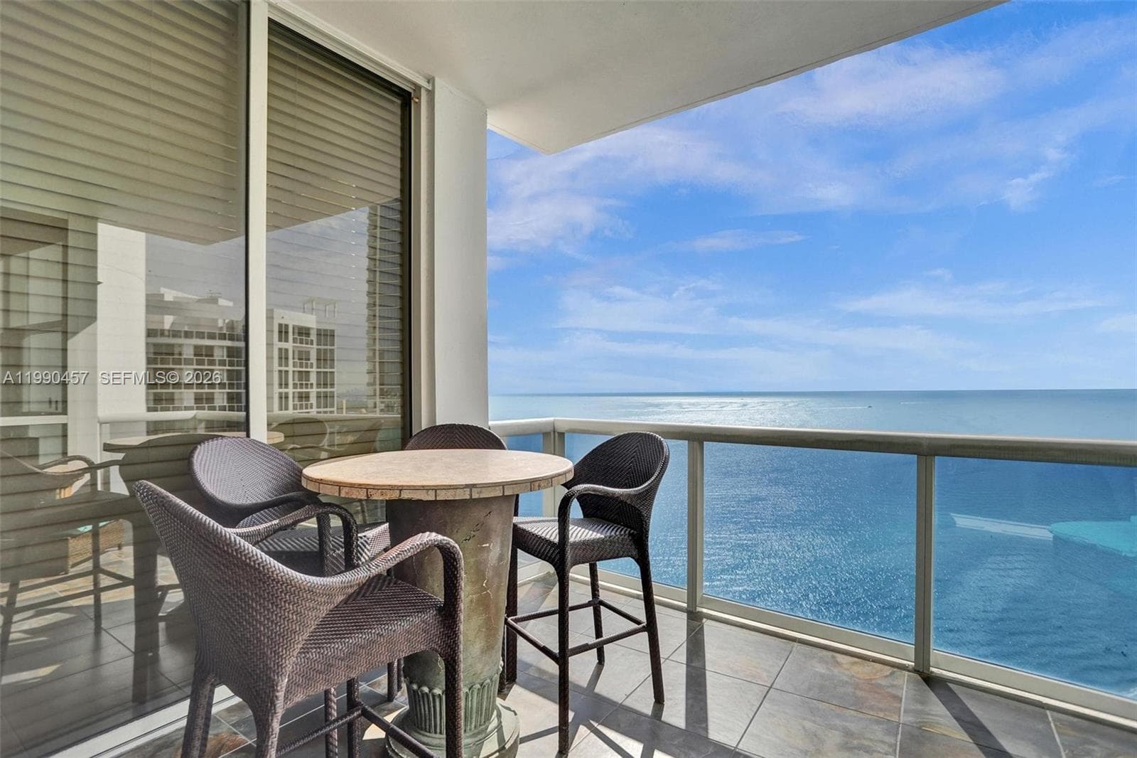 18101 Collins 4106 +Cabana photo 10