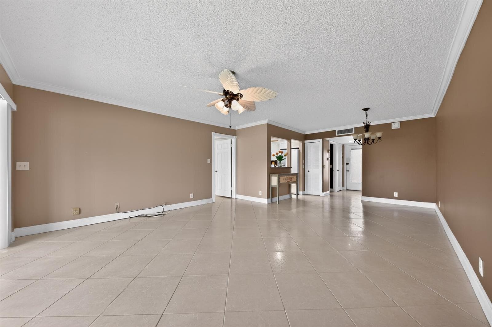 464 Piedmont J photo 13
