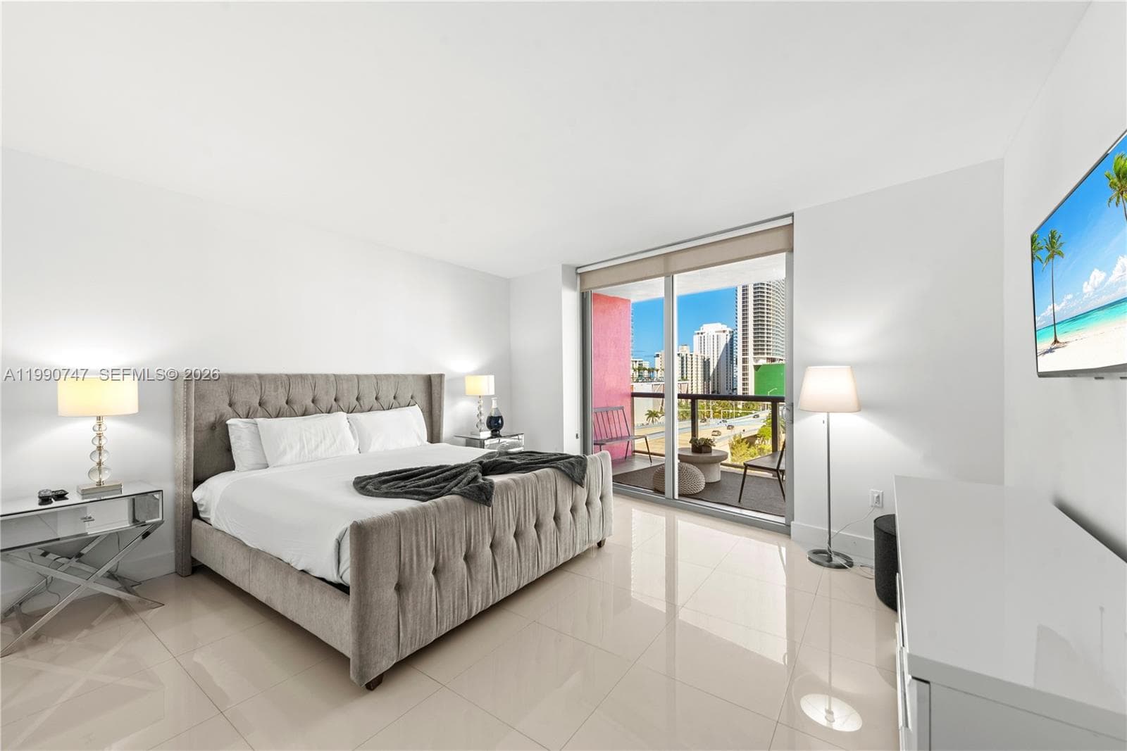 2600 E Hallandale Beach Blvd T1001 photo 17