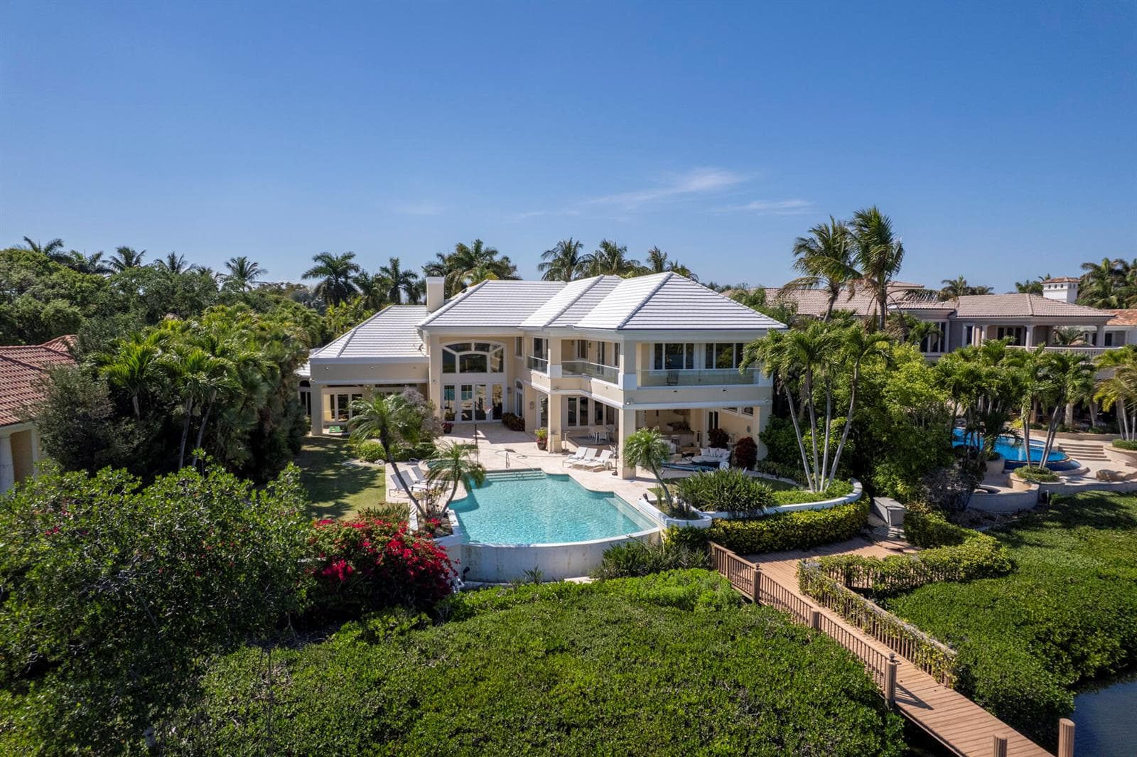 194 Spyglass Court photo 5