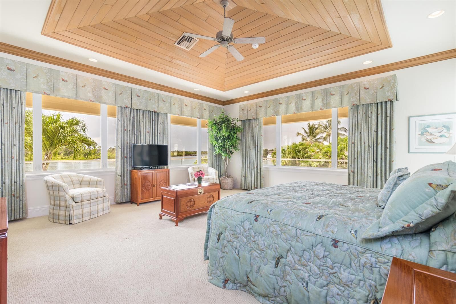 194 Spyglass Court photo 14