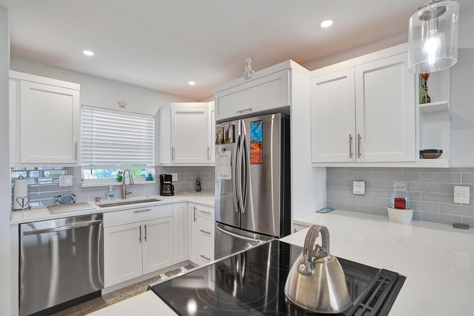 311 E Ocean Avenue 102 photo 12