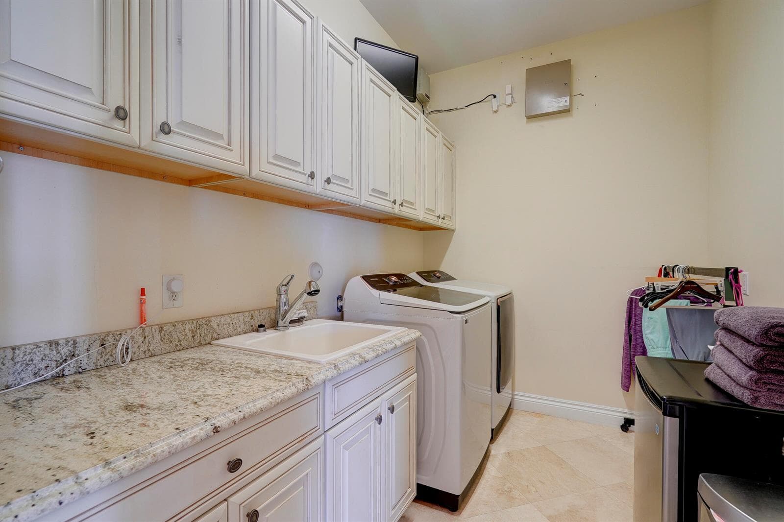 2775 Lake Drive photo 23