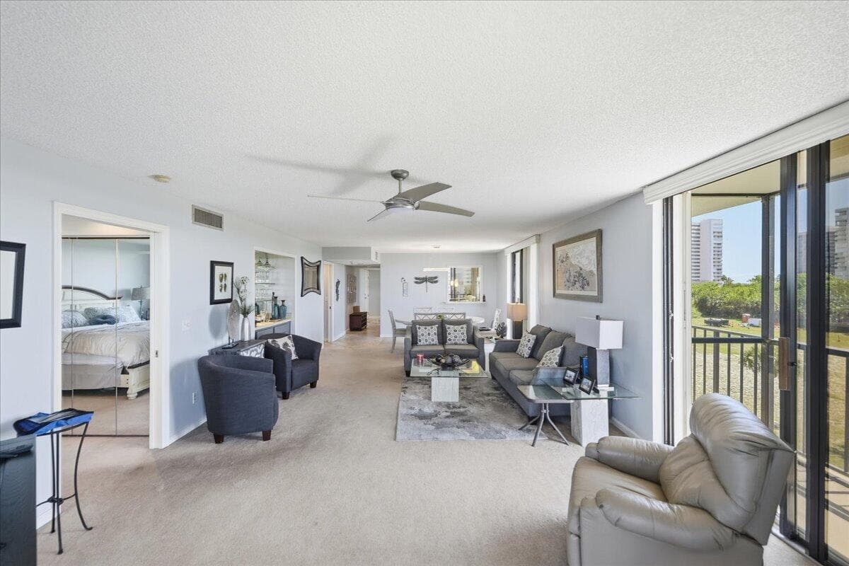 5059 N Hwy A1a 401 photo 12