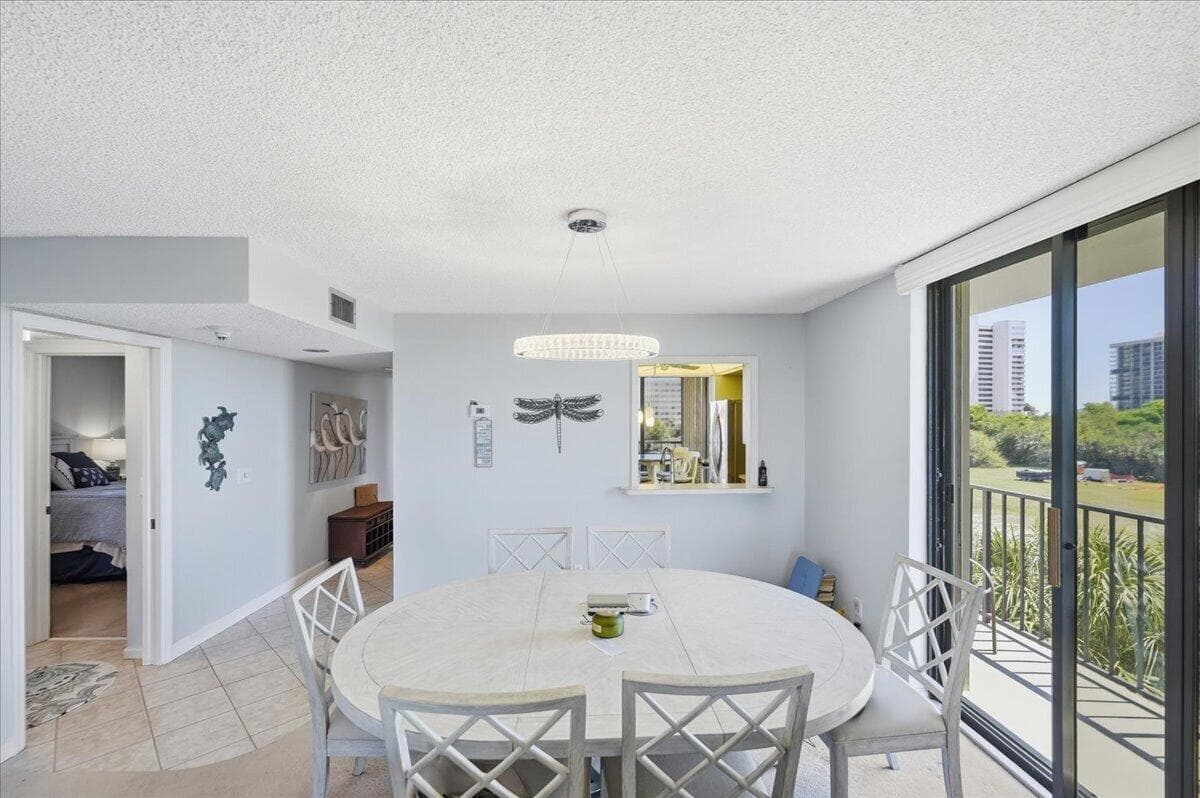 5059 N Hwy A1a 401 photo 14