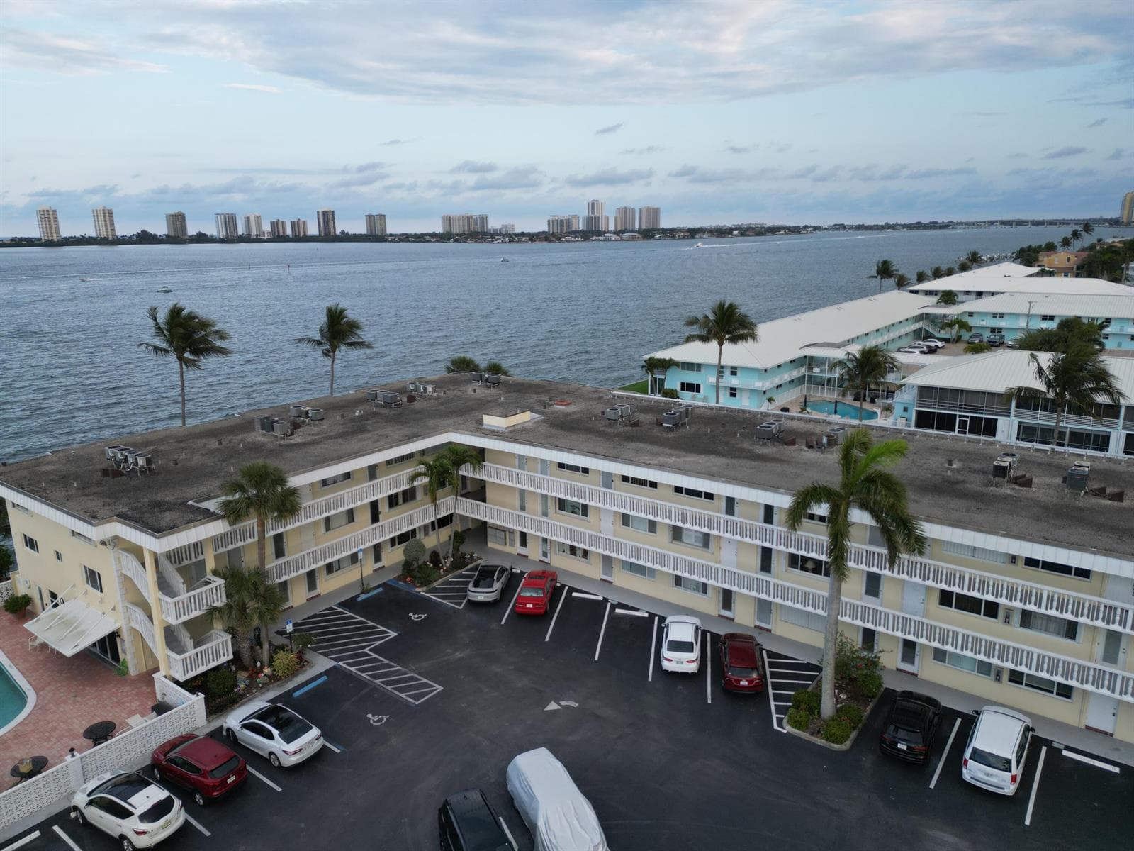 101 Doolen Court 305 photo 16