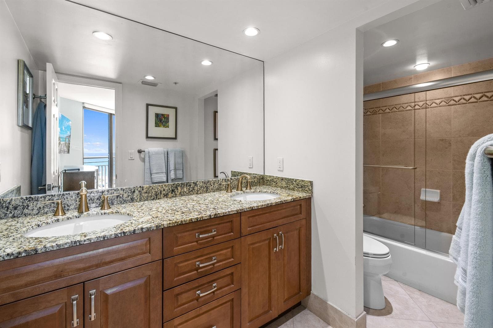3000 N Ocean Drive 9h photo 23