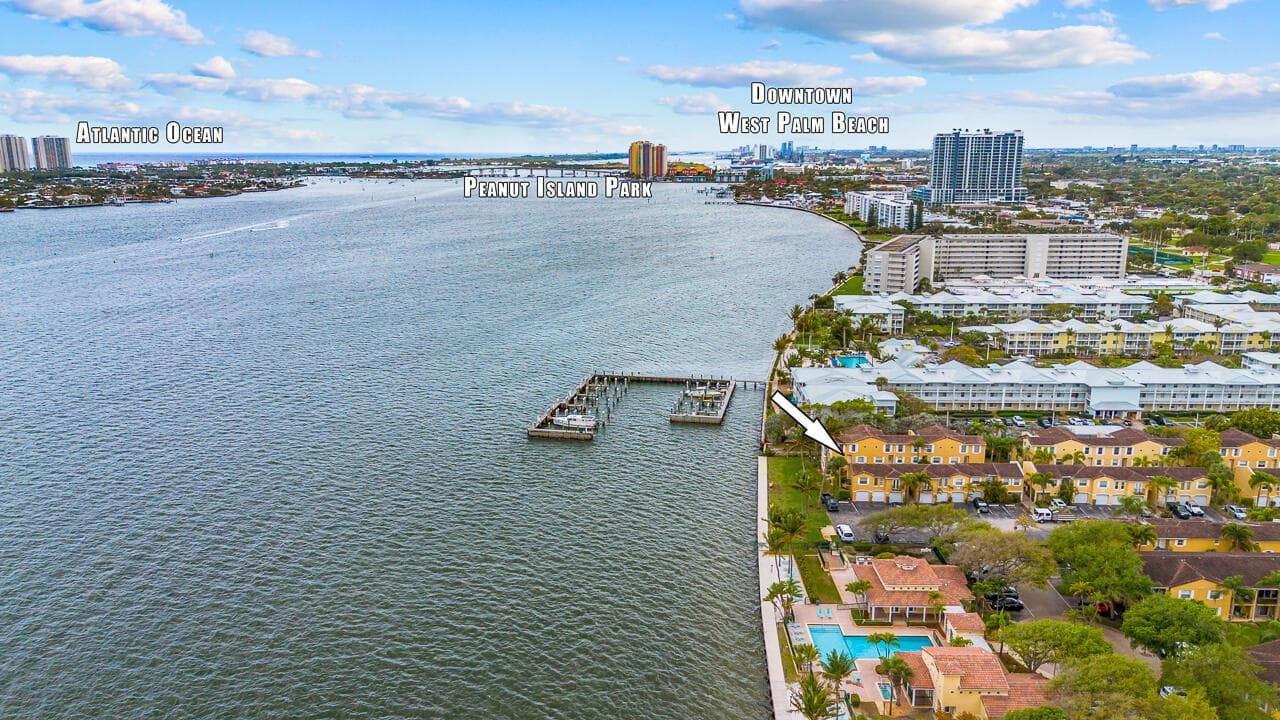 1060 Lake Shore Drive 201 photo 5