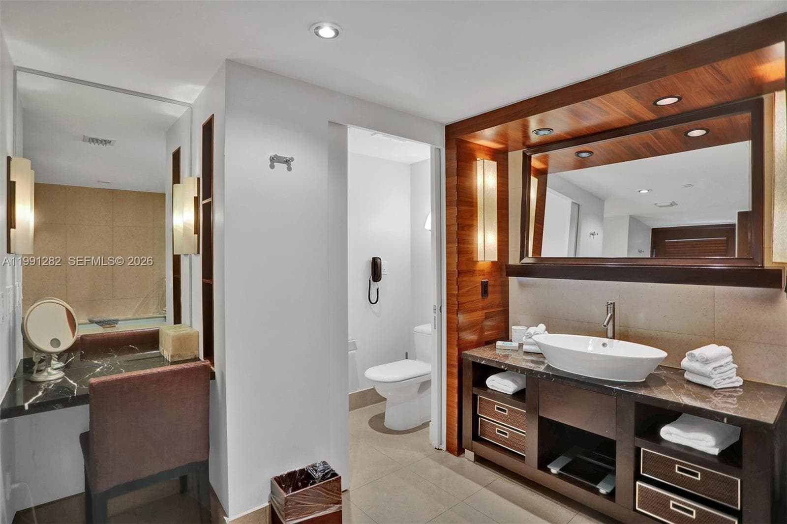 6801 Collins Ave 309 Door #314 photo 9