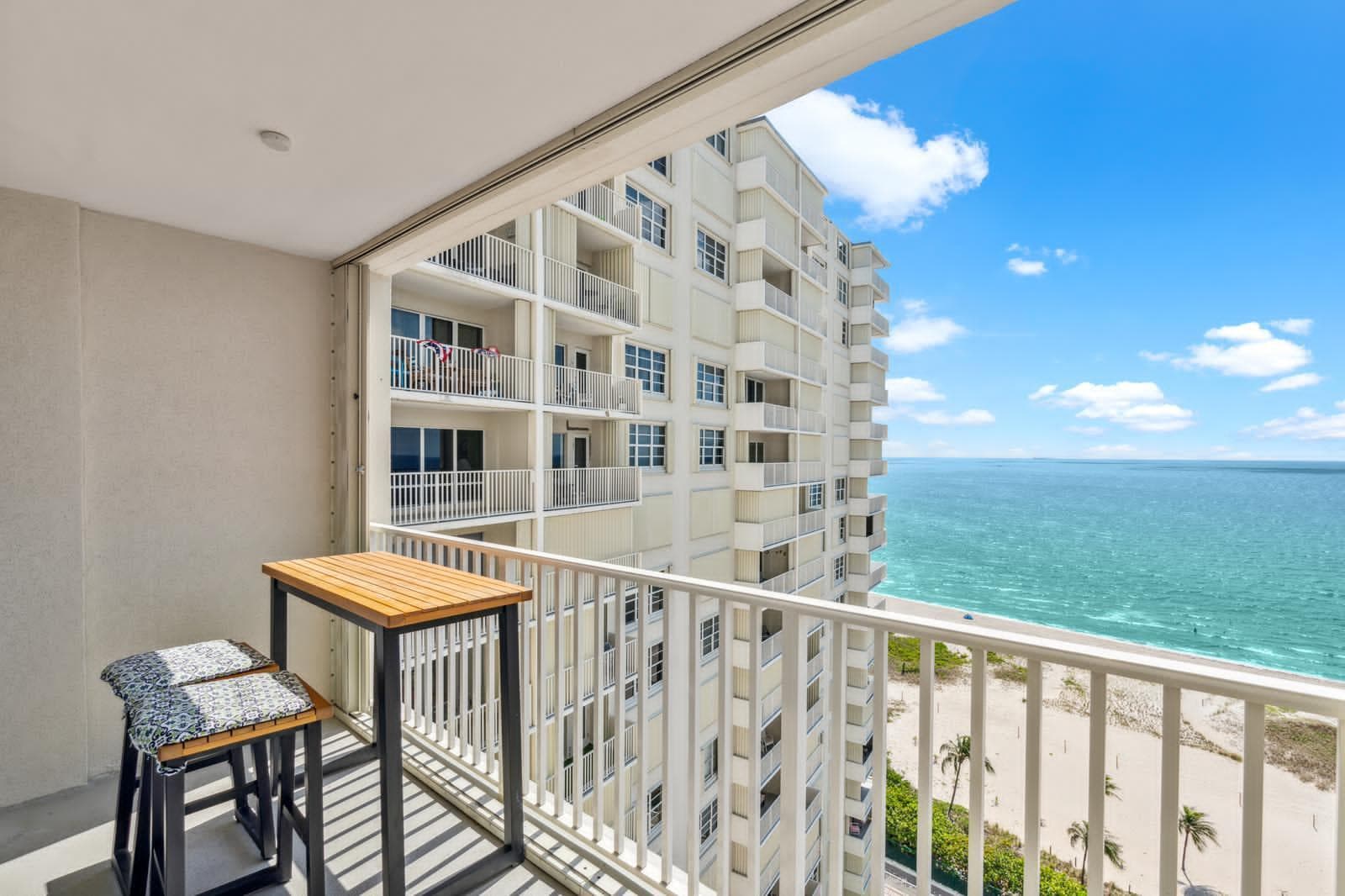 750 N Ocean Boulevard 1507 photo 2