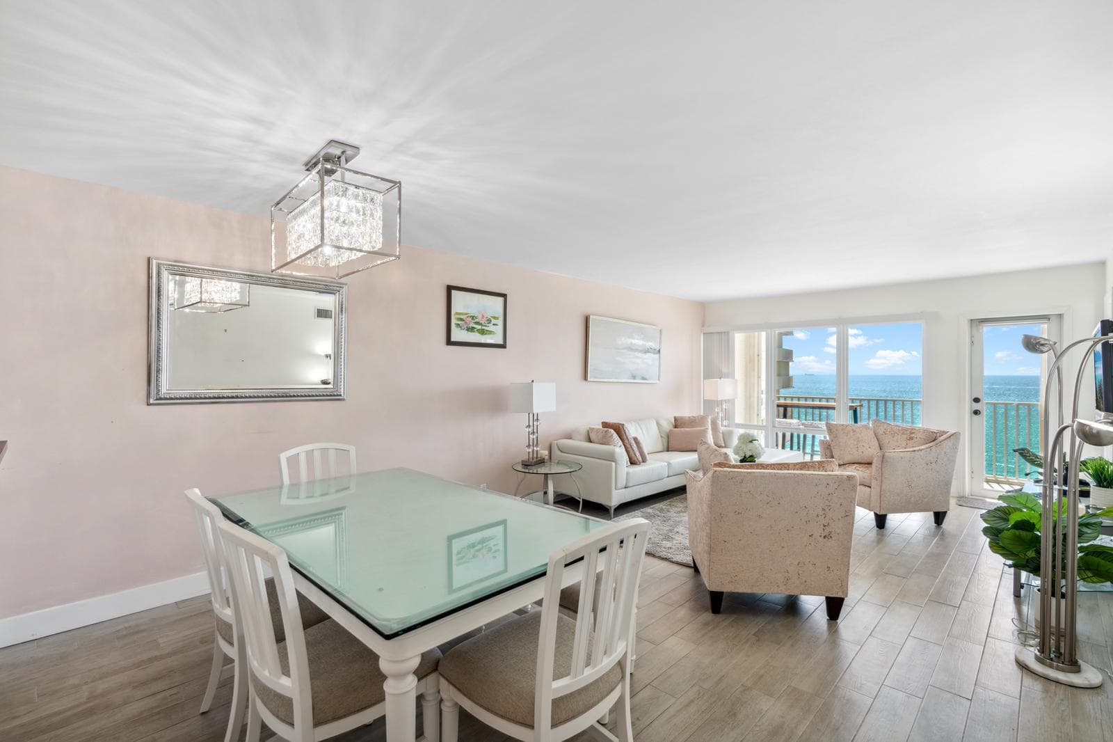 750 N Ocean Boulevard 1507 photo 17