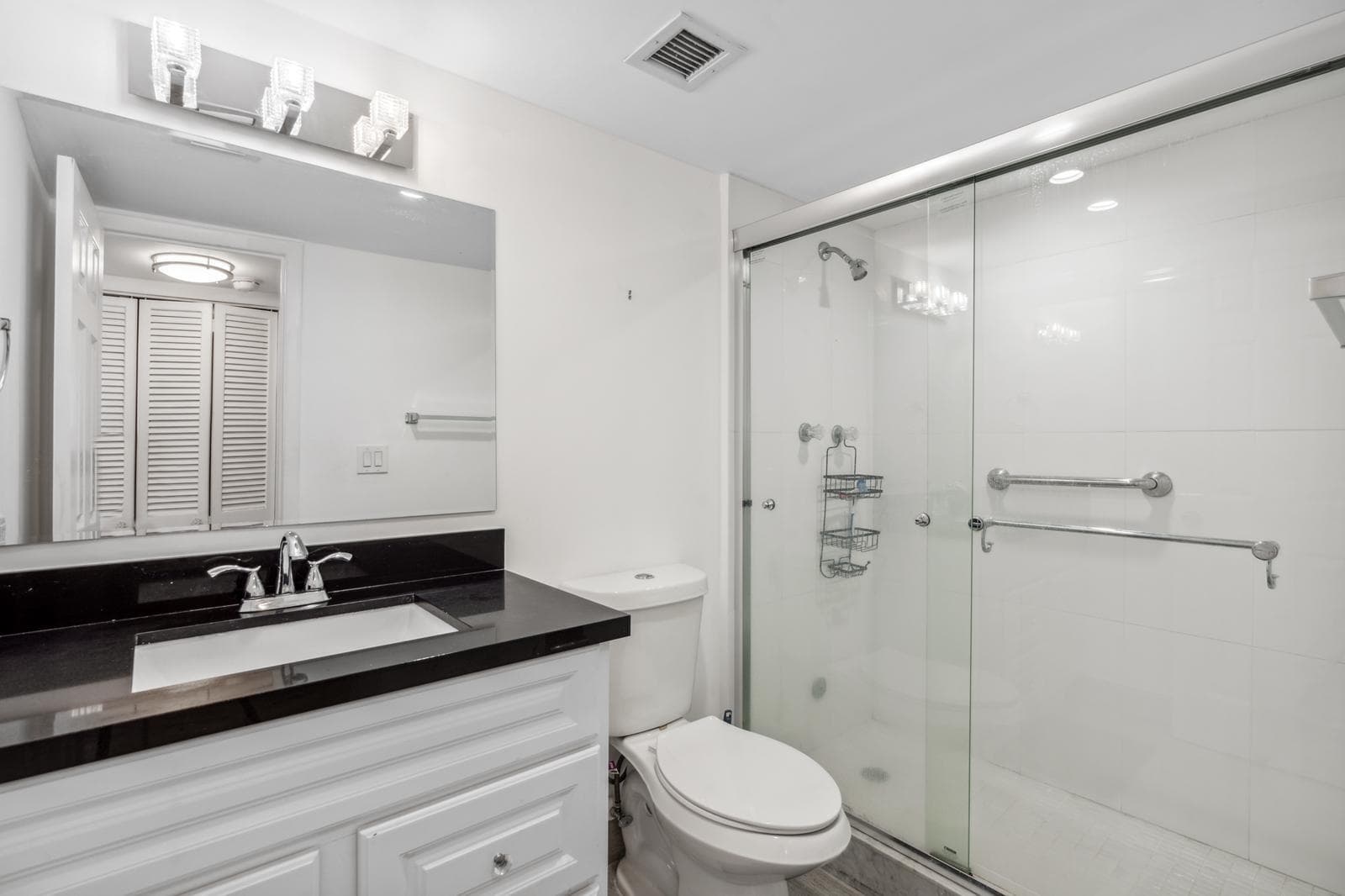 750 N Ocean Boulevard 1507 photo 22