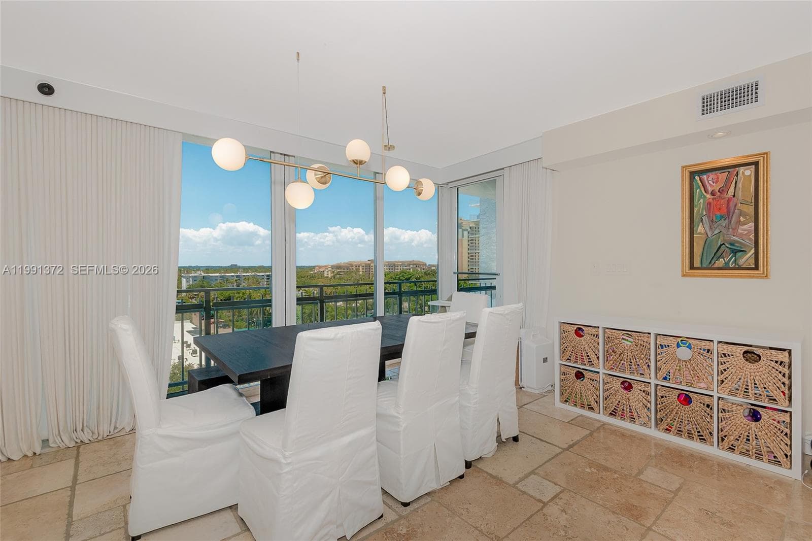 600 Grapetree Dr 9GN photo 4
