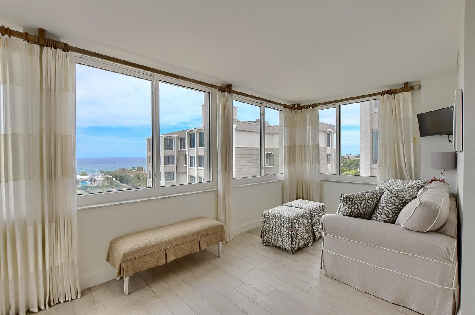 2000 S Ocean Boulevard 705 photo 17
