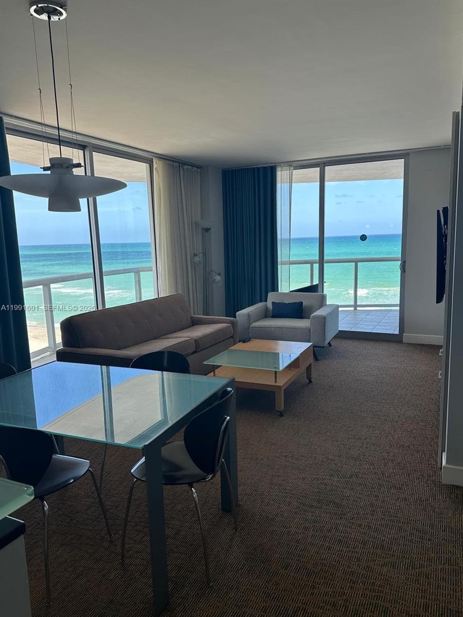 18683 Collins Ave 802 photo 6
