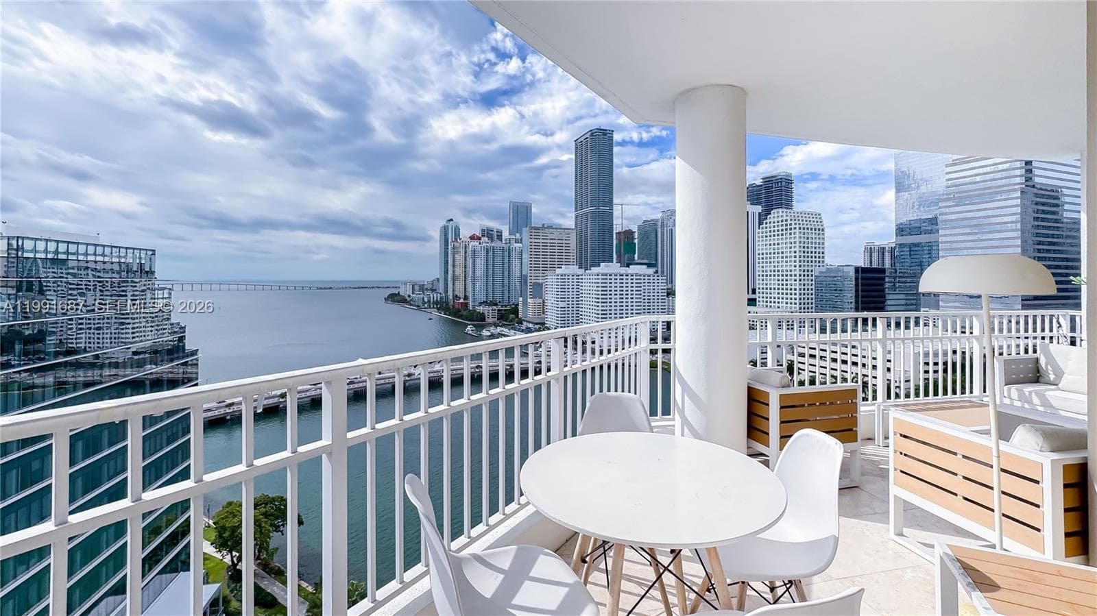 701 Brickell Key Blvd 1912 photo 2