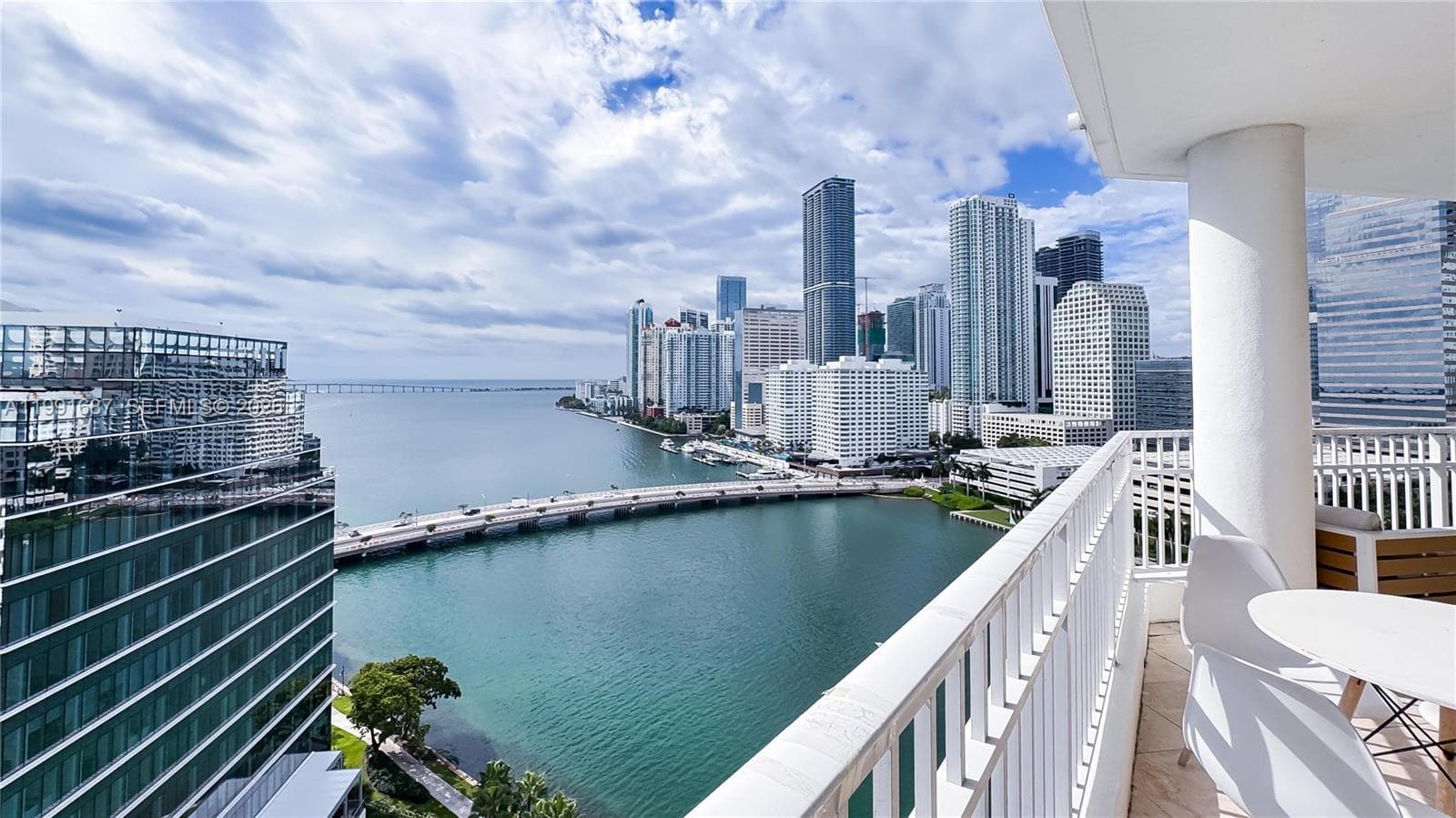 701 Brickell Key Blvd 1912 photo 3