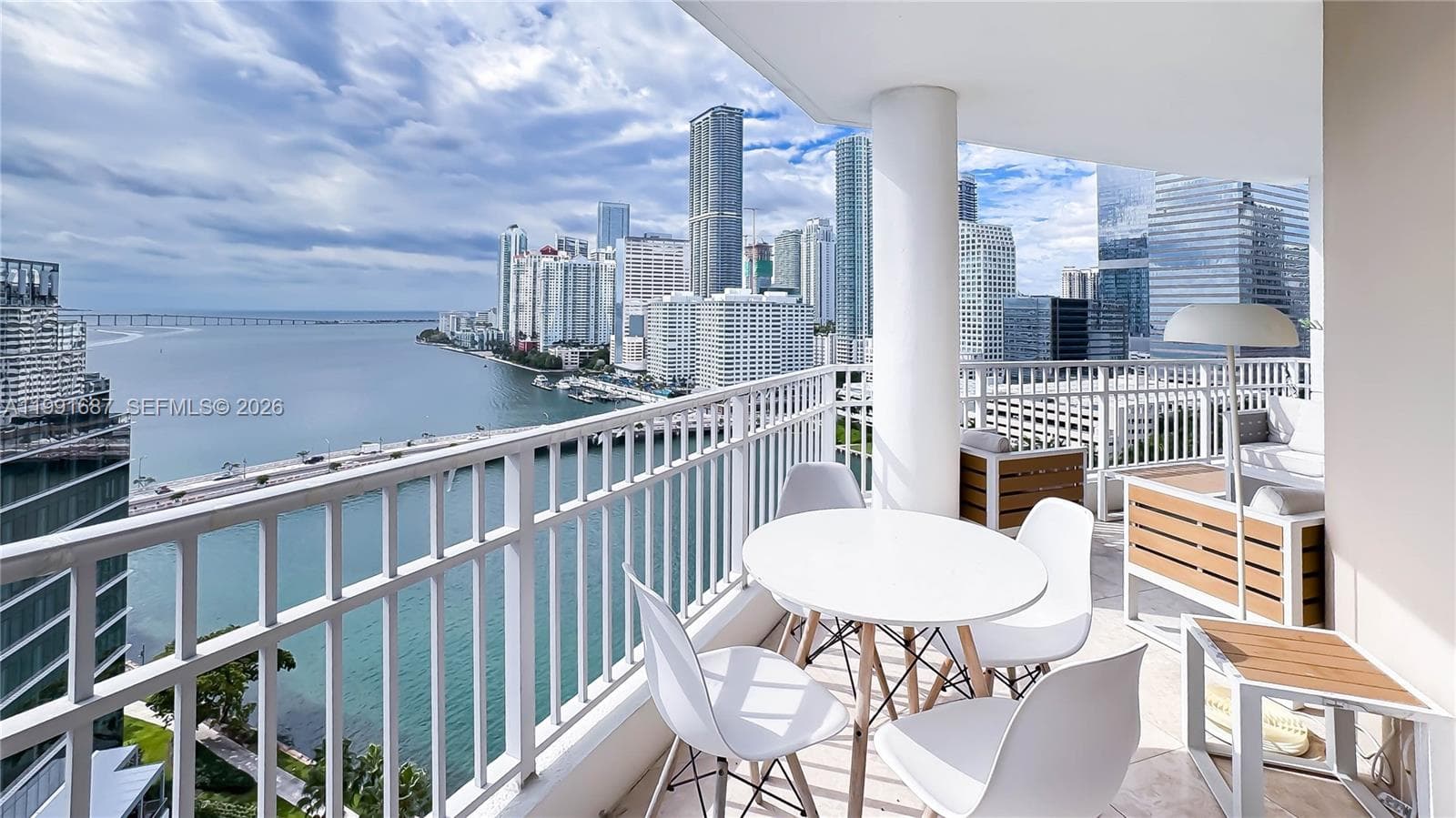 701 Brickell Key Blvd 1912 photo 1