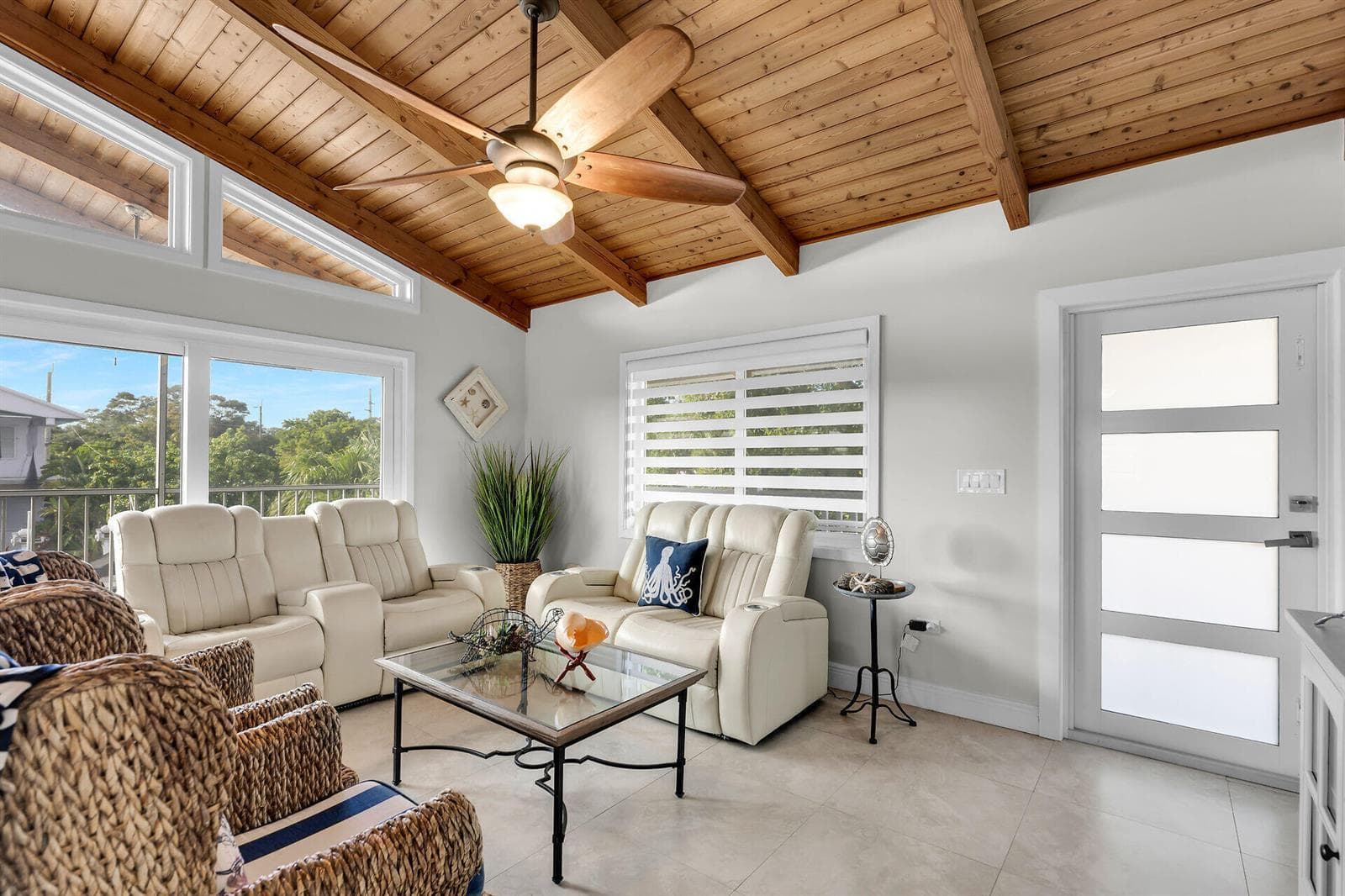 118 Snapper Creek Drive photo 6